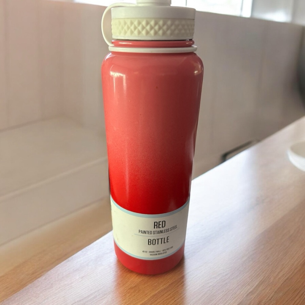 CAMBRIDGE 40 0z Painted Stainless Steel 
Bottle/ Thermas - Picture 4 of 4